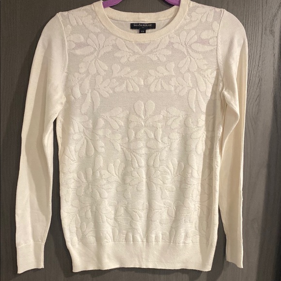 Banana Republic Sweaters - Banana Republic Cream Floral Crew Neck Sweater